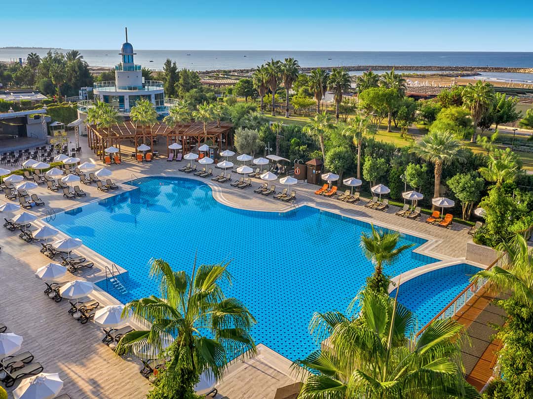 Hotel Commodore Elite Suites & Spa