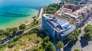 Sol Marina Palace