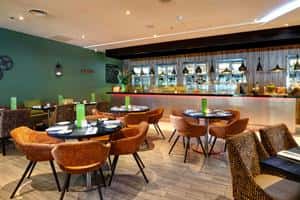 Novotel London West