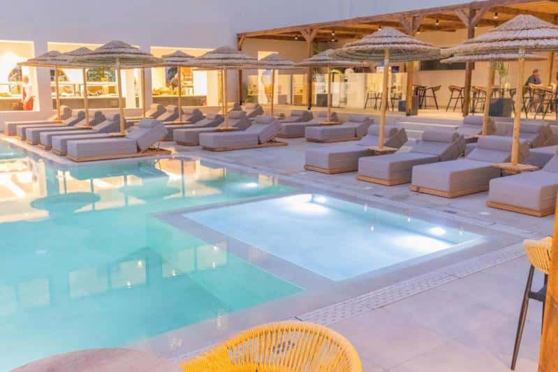 Cabana Blu Hotel & Suites