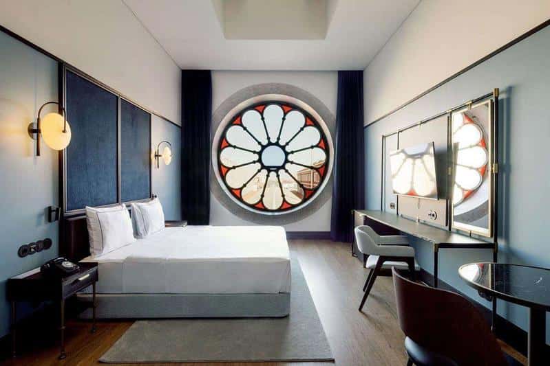 The Editory Riverside Hotel