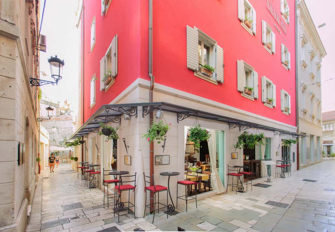 Marmont Heritage Hotel