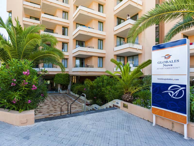 Globales Nova Apartments