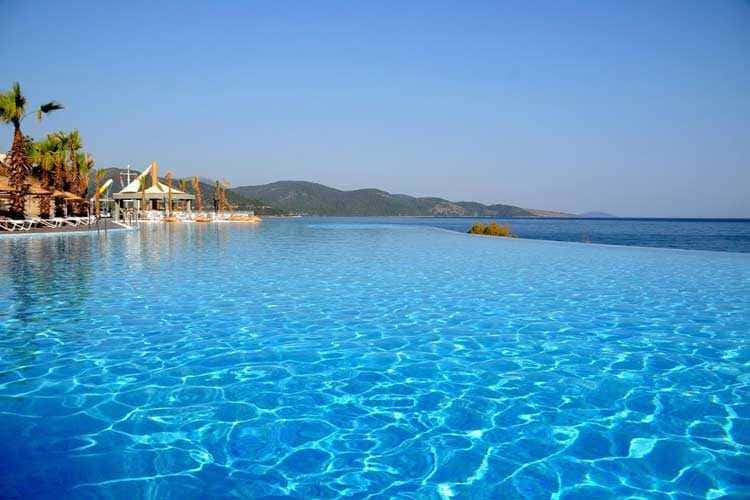 Blue Dreams Resort