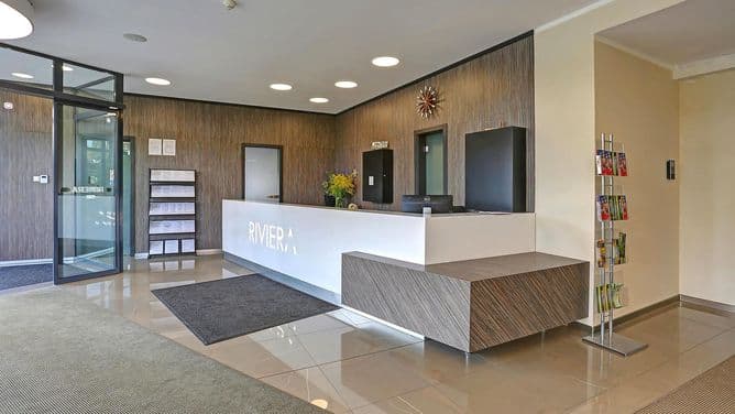 Hotel Riviera 4