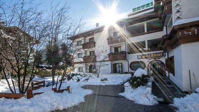 Hotel Sant Anton 5