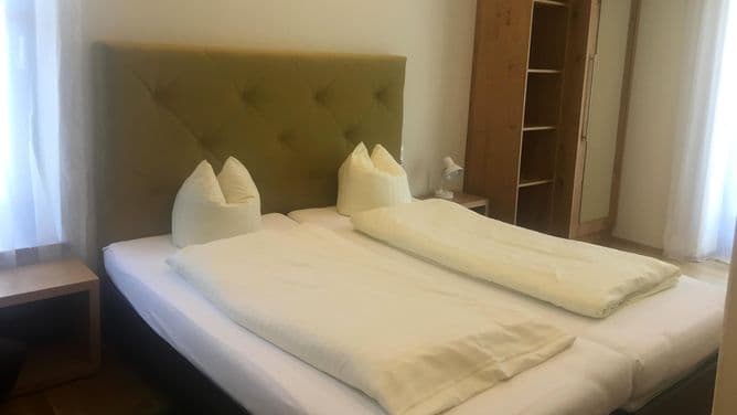 Gasthof Edelweiss - Bierhotel Loncium 6