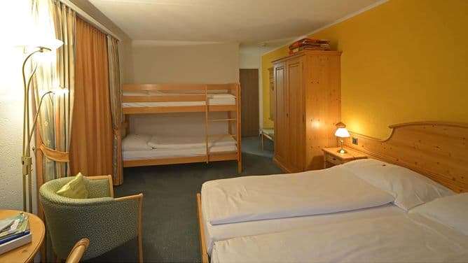 Hotel Brienz 8