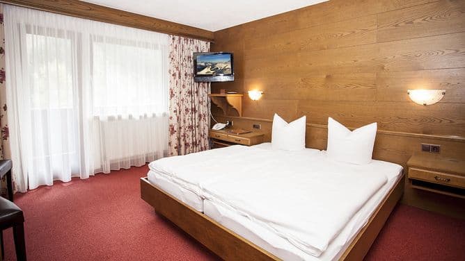 Hotel Talblick und Appartements Paulishof 2
