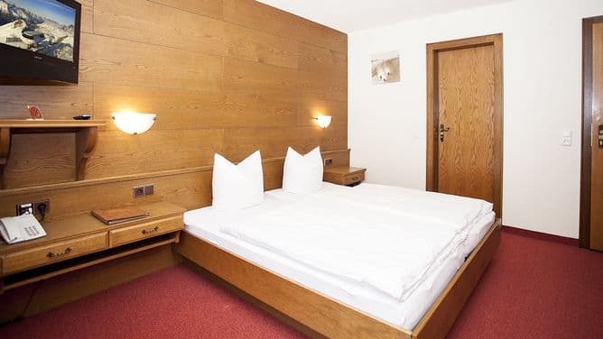 Hotel Talblick und Appartements Paulishof 8