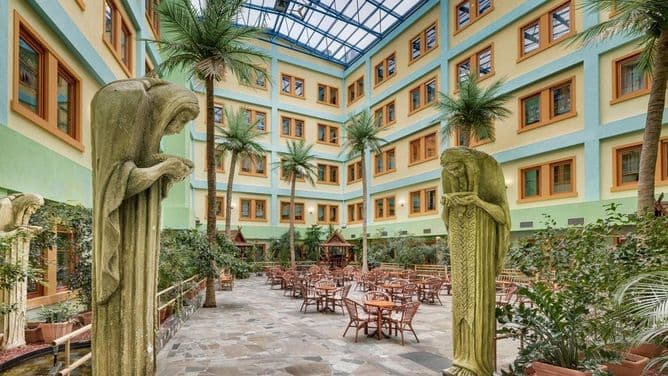 Wellness Hotel Babylon 5