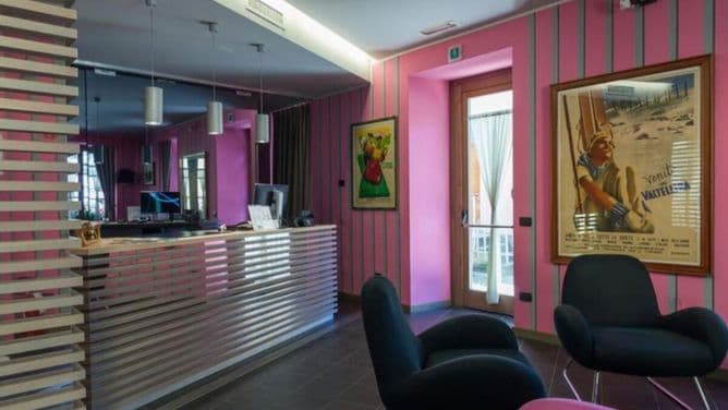 Hotel Serenella 8