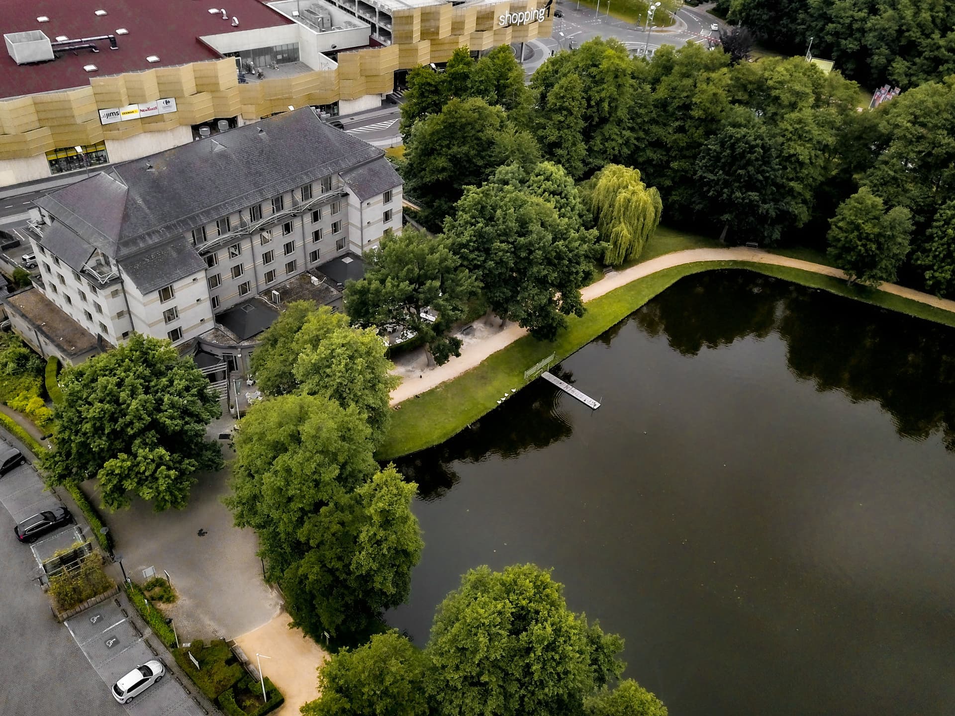 M-Hotel - Different Hotels — foto 1