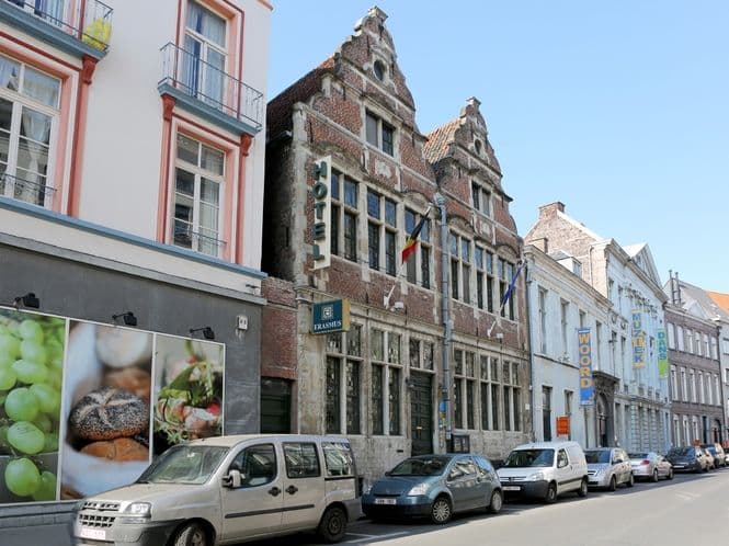 Erasmus Hotel — foto 1