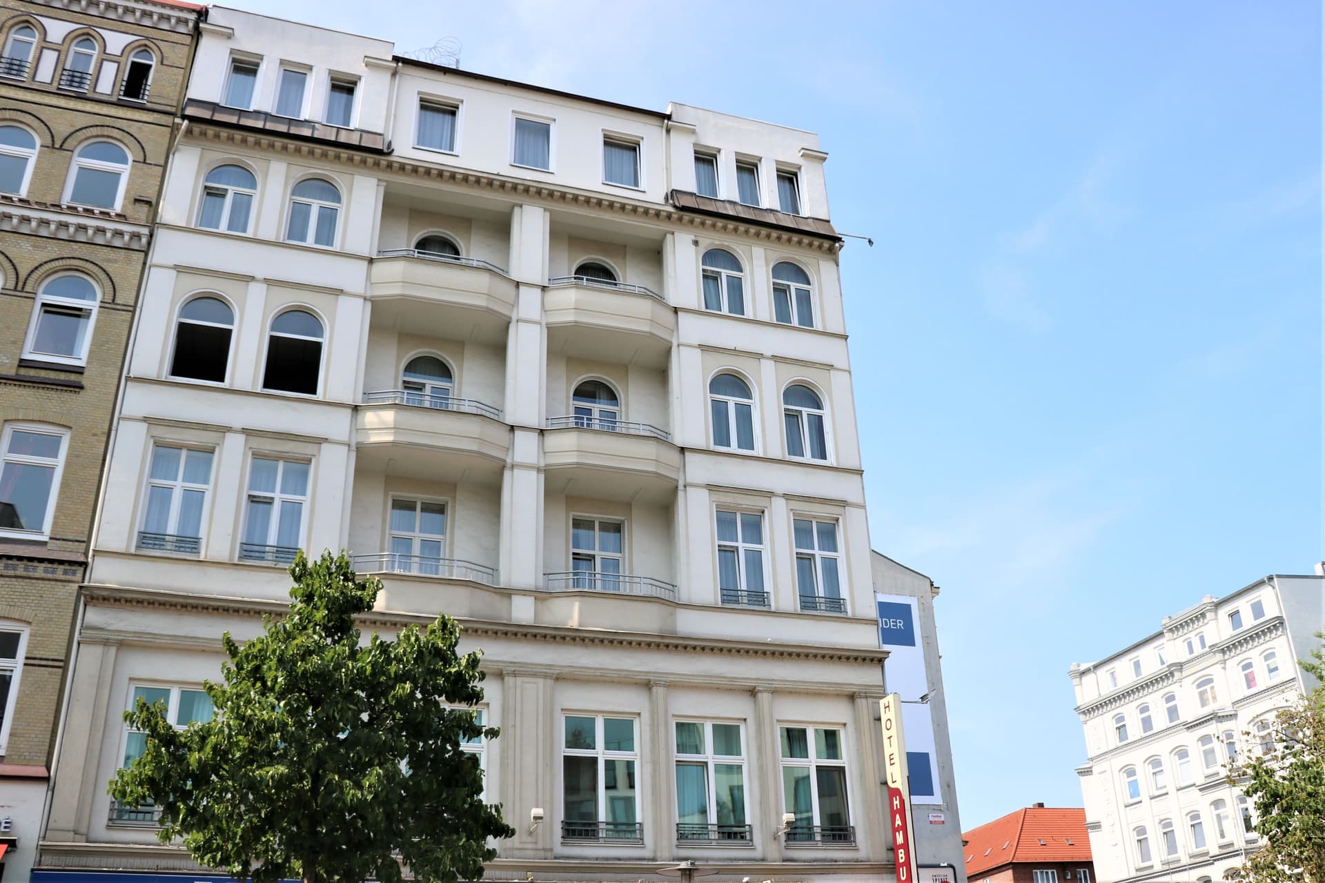 Hotel Hamburg — foto 1