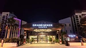 Grand Seker, foto 1