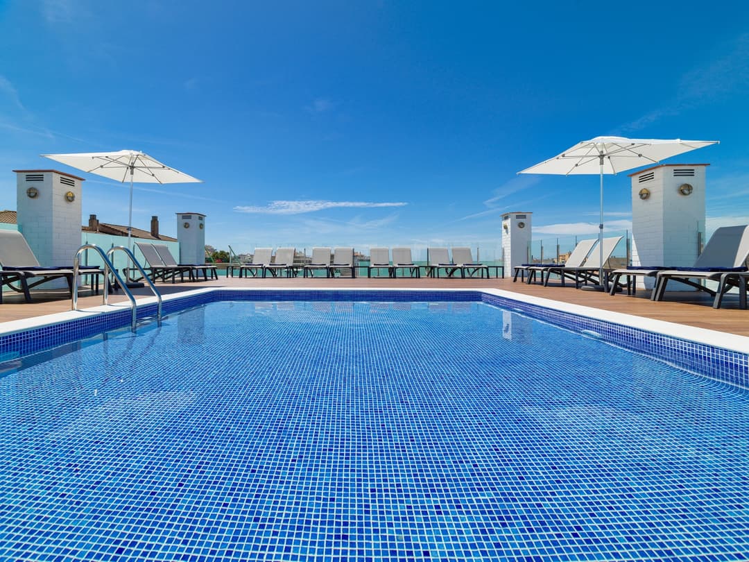 H10 Delfin, foto 1