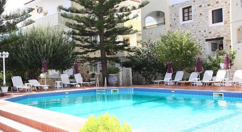 Latania Studios & Apartments, foto 1