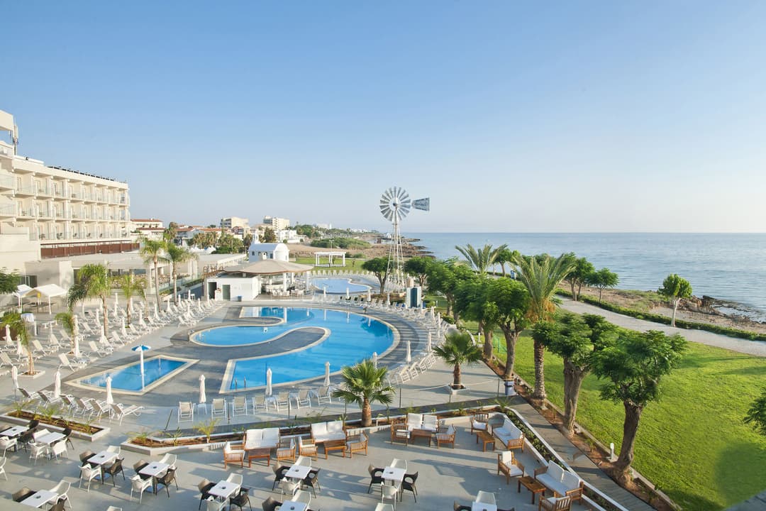 Pernera Beach Hotel, foto 1