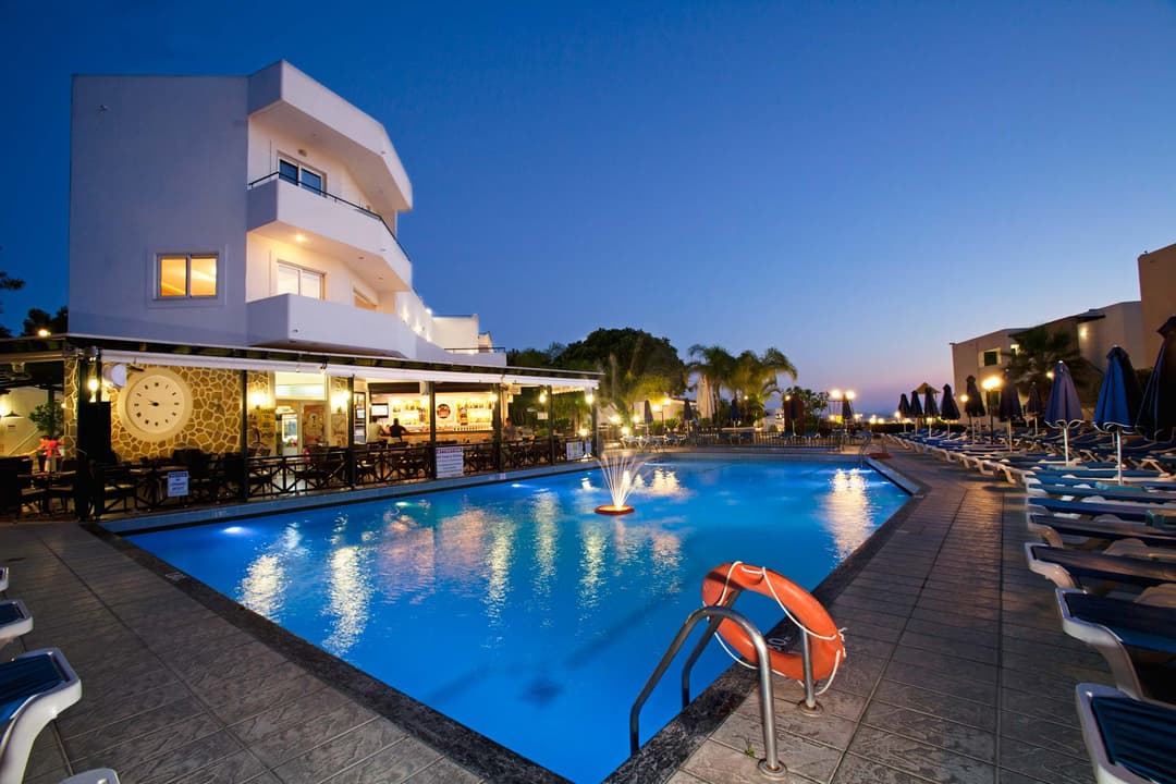 Pefkos Beach Hotel, foto 1
