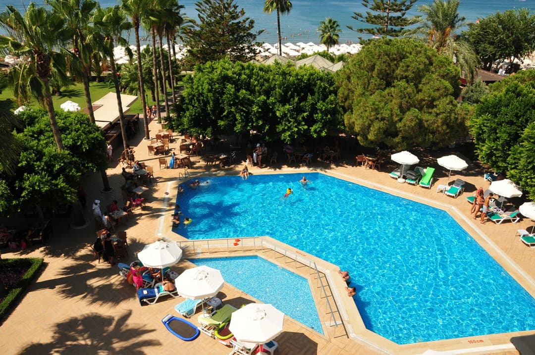 Nerton Hotel, foto 1