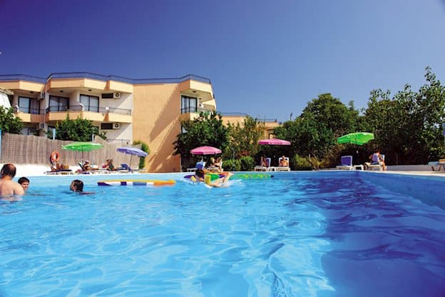 Alkionis, foto 1