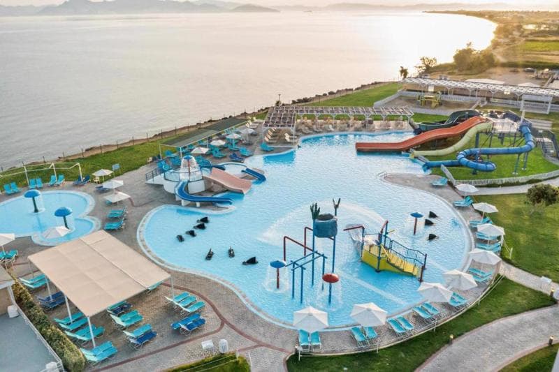 White Olive Marine Aquapark, foto 1