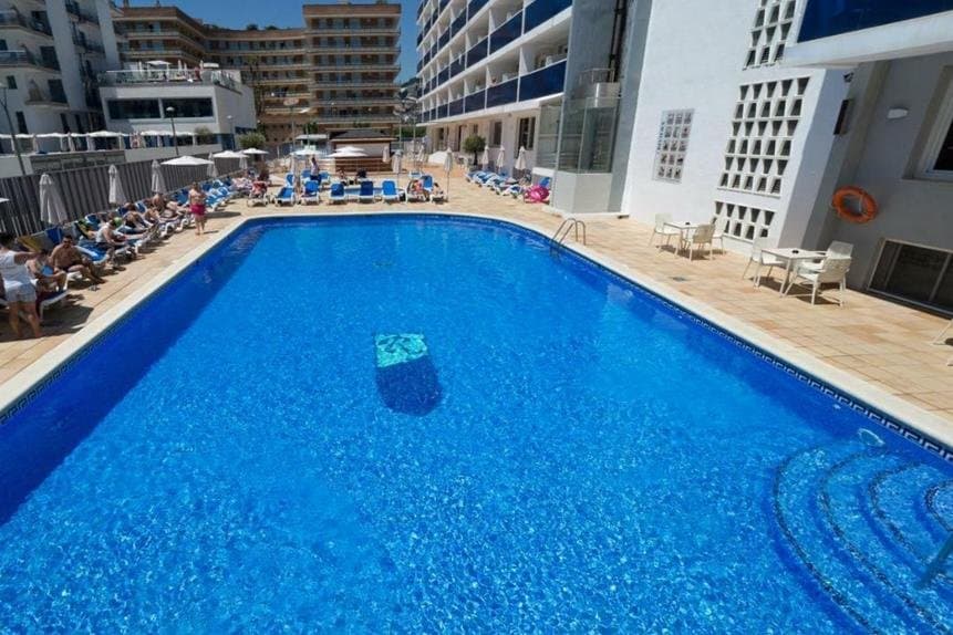 Riviera 2
