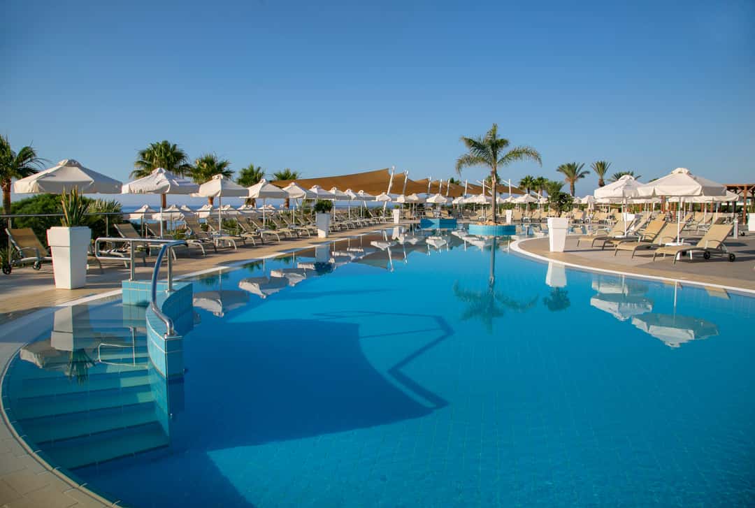 Asterias Beach Hotel