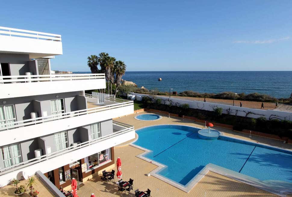 Hotel Luar