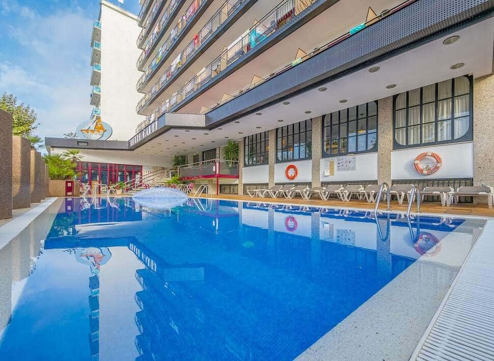Checkin Garbi Hotel