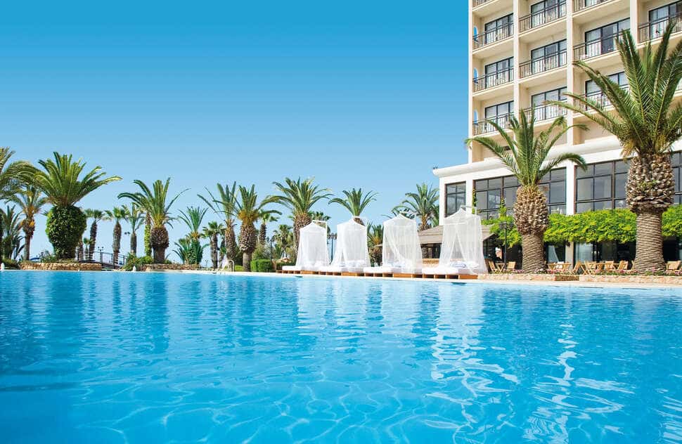 Sandy Beach Hotel & Spa